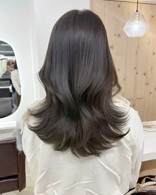 セミロング カラー 新宿/韓国ヘア/ 髪質改善ストレートのヘアスタイル