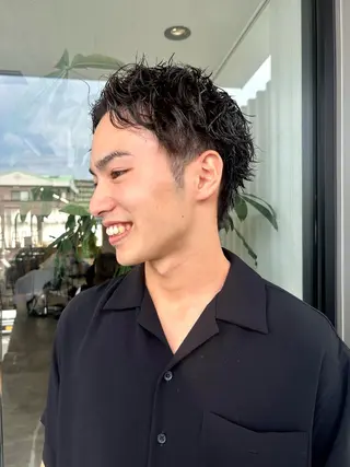パーマ メンズ 狭間 千晴のヘアスタイル