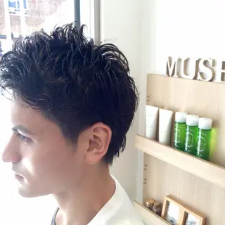 ショート パーマ メンズ スズキ シオリのヘアスタイル