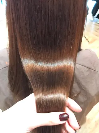 セミロング カラー Zina SAKIのヘアスタイル