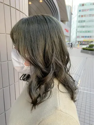 ミディアム Zina天王寺 CHIAKIのヘアスタイル