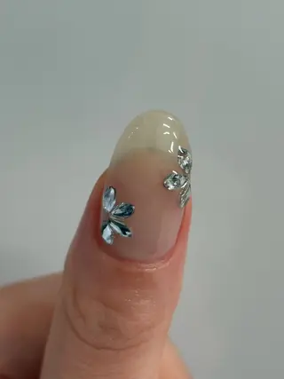 ネイル 甲村 未玖のネイルデザイン