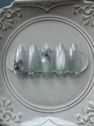 ネイル M. KOTOMIのネイルデザイン