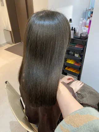 セミロング ✨色持ちの良い艶 カラー✨蟹江真世のヘアスタイル