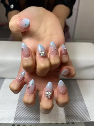 ネイル Tagi 銀座所属・Tagi Nail 銀座店のネイルデザイン