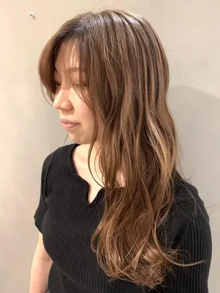 ロング カラー ハイライトが 得意なニキです😊のヘアスタイル