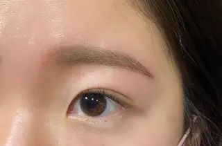 アイブロウ Crescent Eye Yuiのマツエク・マツパデザイン