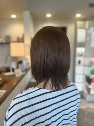 ミディアム 中山 柚香のヘアスタイル
