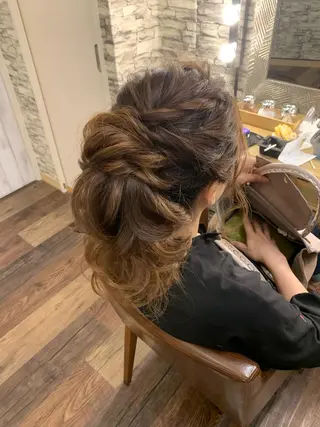 ミディアム ヘアアレンジ hair make  Lucciのヘアスタイル