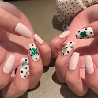 ネイル 長谷川 亜美のネイルデザイン