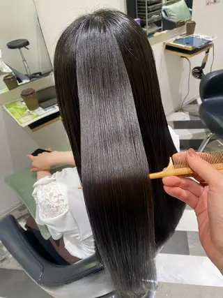 ロング パーマ 貴方に似合うを見つけ ます🌱市川リョウカのヘアスタイル