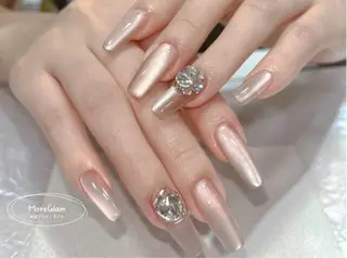 ネイル 佐藤 友香のネイルデザイン