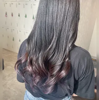 ロング 艶髪/縮毛矯正美容師 🧸YUZU🤍のヘアスタイル