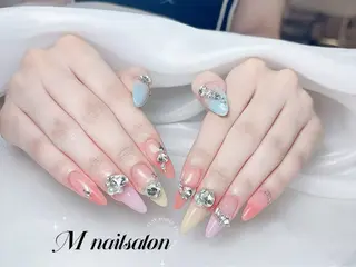 ネイル M🌷nail 長さだし専門店のネイルデザイン