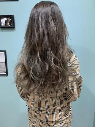 セミロング nico  原宿所属・nico【代表】 市川　拓也のヘアスタイル