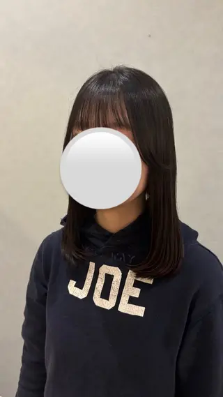 ミディアム RUDDER 小泉のヘアスタイル
