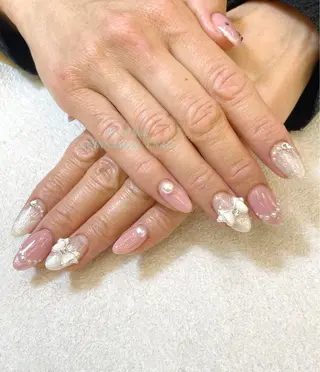 ネイル Yuna🩵 RE:N.Nailのネイルデザイン