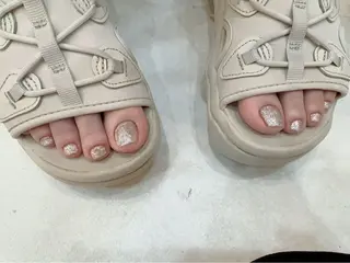 ネイル LEDアイラッシュ ∩_∩アオイのマツエク・マツパデザイン