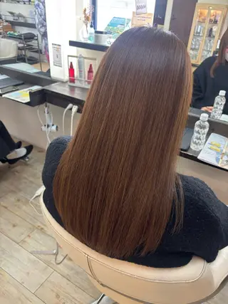 ロング カラー ルプラボウ 石黒よう子のヘアスタイル