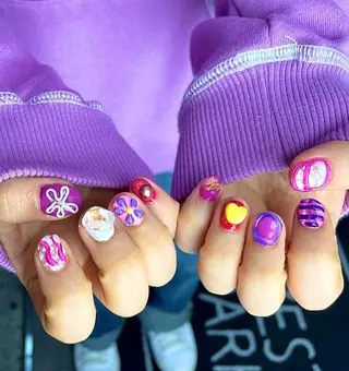 ネイル 🎀ボブ+ハイトーン シュカ👶🏻のヘアスタイル