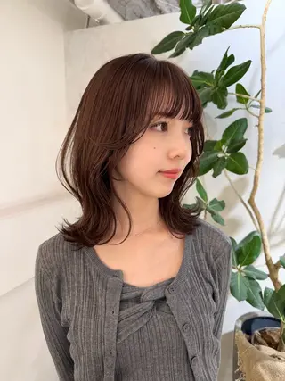 ミディアム カラー SAKI 新宿のヘアスタイル