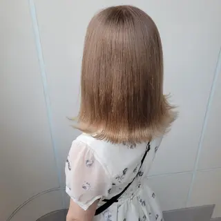 ミディアム カラー 羽エクステ🩷 🤍まき🤍のヘアスタイル