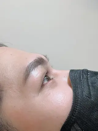 メンズ マツエク・マツパ IRIELASH所属・市岡 めいの眉毛・アイブロウイメージ