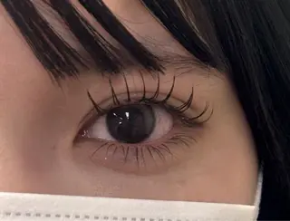 マツエク・マツパ 島邉 真利奈の眉毛・アイブロウイメージ