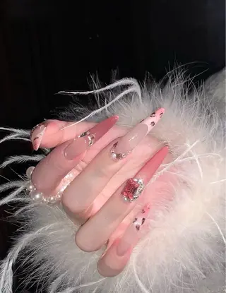 ネイル ちごみ Novaのネイルデザイン