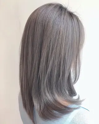セミロング カラー CoCooN minamiのヘアスタイル