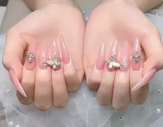 ネイル NiNa ビューティーサロン所属・Ni Naのネイルデザイン