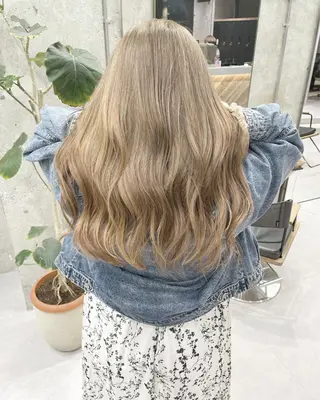 ロング カラー ヘアアレンジ TATSUYA アートディレクターのヘアスタイル