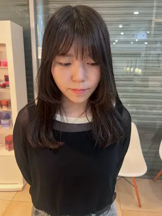 セミロング リリカ🐈‍⬛ブリー チカラー/上永谷のヘアスタイル