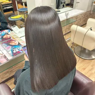 セミロング パーマ ハッピーベリー所属・島村 優花のヘアスタイル