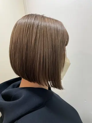 ミディアム ヨシダ ジュンのヘアスタイル