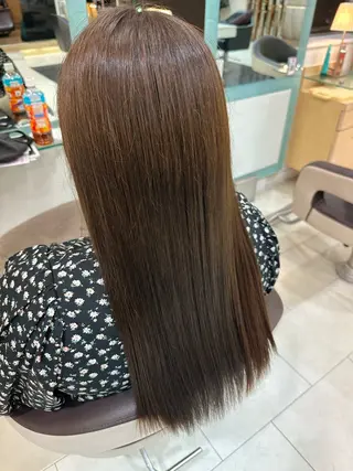 カラー 🦄 岡田 詠 🦄のヘアスタイル