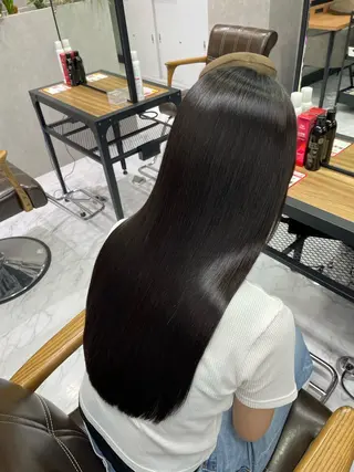 ロング RAF Sakuraのヘアスタイル