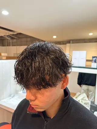 ショート メンズパーマ 宮本礼慈のヘアスタイル
