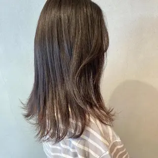 ミディアム カラー ボブ/透明感カラー /坂口恵梨子のヘアスタイル