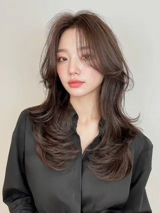 ロング &.TIGRE smartsaronのヘアスタイル