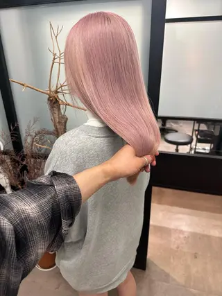 カラー storiiz所属・本田大輝top designerのヘアスタイル