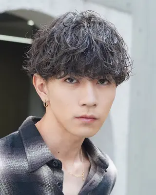 パーマ 🌀ソヘル/シャドウ ✨/メンズパーマ/栄のヘアスタイル