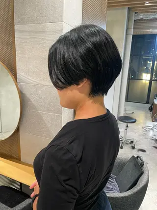 ショート Toiro 新宿所属・新宿/新宿三丁目 yuinaのヘアスタイル