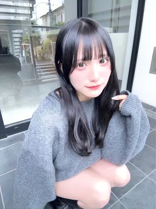 ミディアム カラー ツチド ハナのヘアスタイル