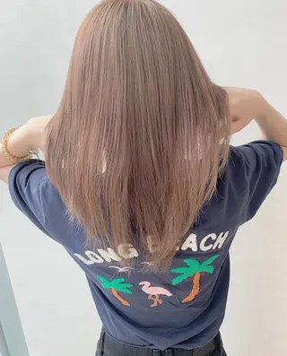 ミディアム カラー 透明感♡︎♡︎ 佐々木早苗のヘアスタイル