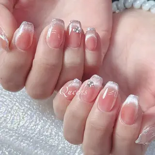 ネイル Queens 榊 まおのネイルデザイン