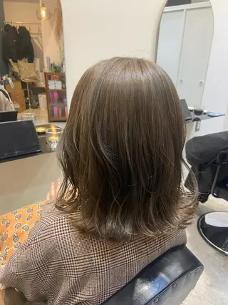 カラー なかむら ゆきのヘアスタイル