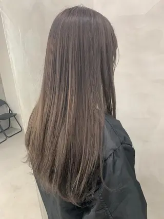 ロング カラー ブームボックス所属・🐝ハイトーンカラー hachi🐝のヘアスタイル