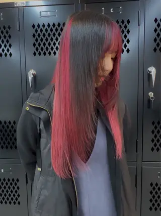 ロング 柏井 陽菜のヘアスタイル