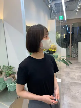 ミディアム Hello by Sea所属・レイヤー/艶髪/ボブ /くびれ/伊藤　勇司のヘアスタイル